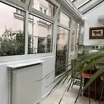 Atelier D Artiste Sur L Ile Saint Louis
